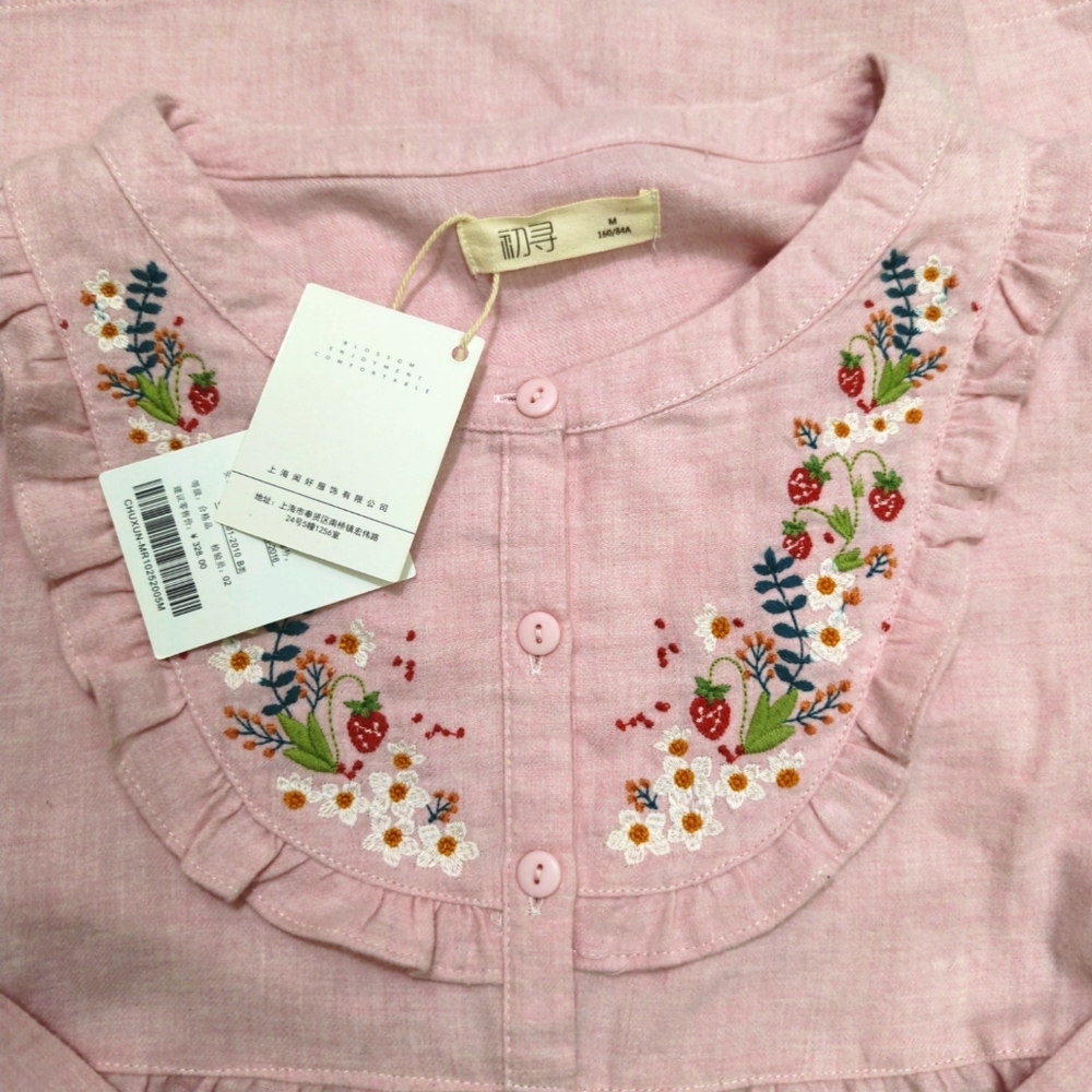 Modest Pink Floral Ruffle Detail Embroidered Nightgown - Picture 4 of 8